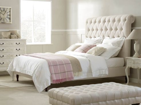 Bronte King Bedstead